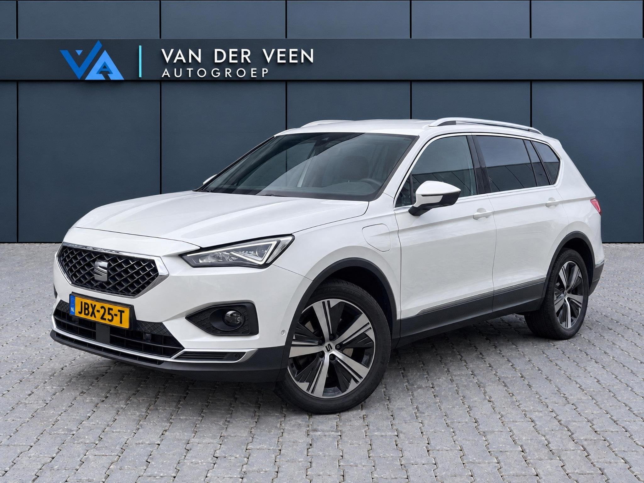 SEAT Tarraco 1.4 TSI e-Hybrid PHEV Xperience Business Intens, Auto's, Euro 6, 4 cilinders, Alcantara, Wit