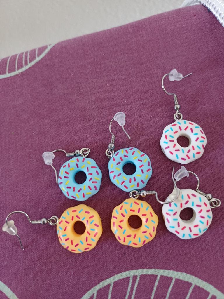 Oorbellen donut 3 setjes, Ophalen of Verzenden, Nieuw, Overige materialen, Hangers