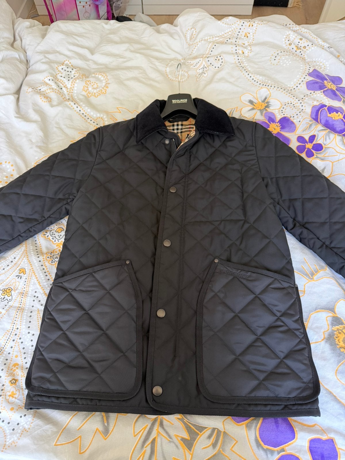 Burberry, Ophalen, Zo goed als nieuw, Zwart