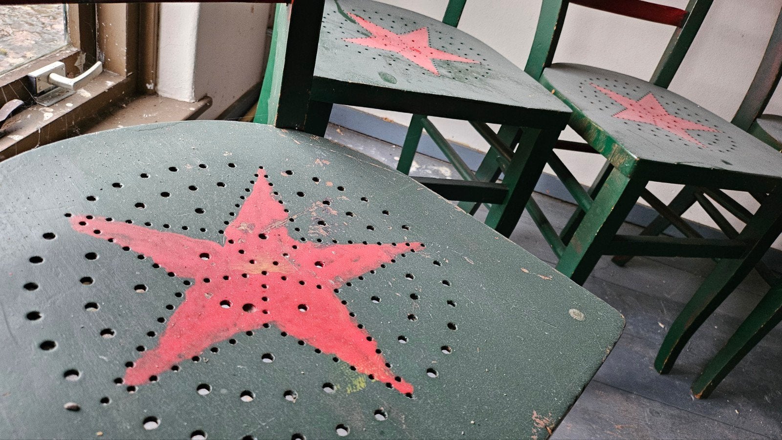 Oude originele Heineken stoelen - Set van 5, Ophalen