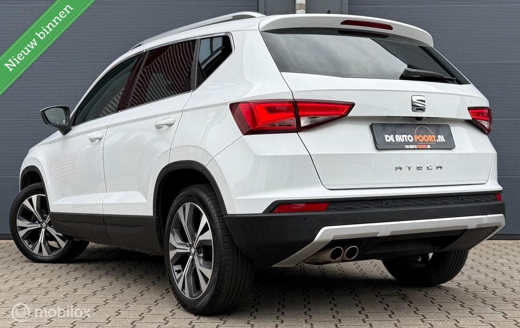 Seat Ateca 1.5 TSI Xcellence 150PK DSG Viritual/ACC/Beats/LE, Auto's, 4 cilinders, Ateca, Wit, Bedrijf