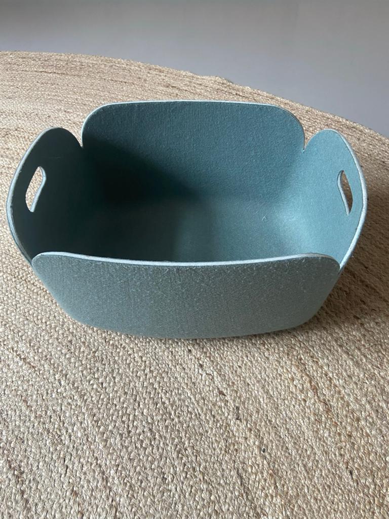 Mand groen Muuto, Huis en Inrichting, Ophalen of Verzenden, Zo goed als nieuw