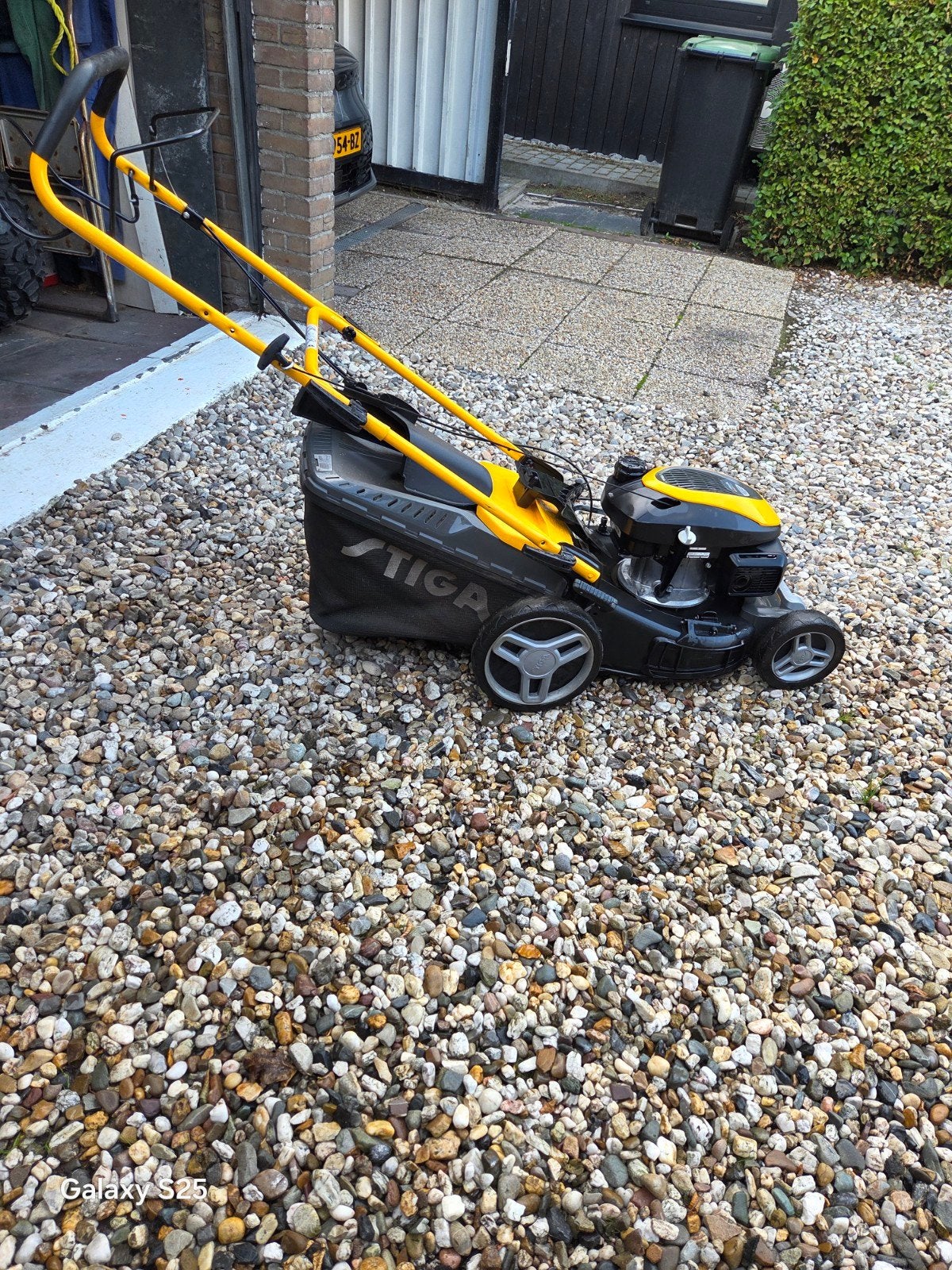 Stiga Combi 48 SQ H Benzine Grasmaaier - Zo goed als nieuw, Tuin en Terras, Cirkelmaaier, Stiga, Ophalen of Verzenden, Zo goed als nieuw