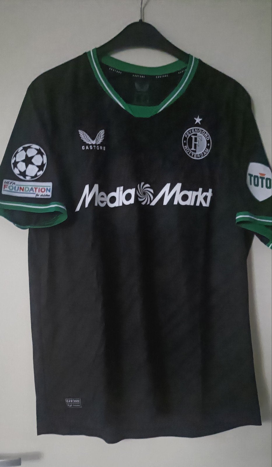 Feyenoord uittenue 2023/2024 Gimenez #29 - Maat XL, Kleding | Heren, Sportkleding, Castore, Zwart, Maat 56/58 (XL), Ophalen of Verzenden