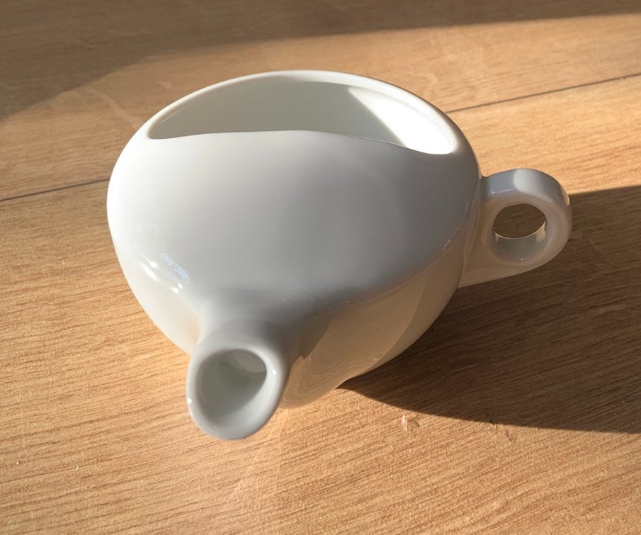 Mosa maastricht  porselein drinkbeker met tuitje en oor, Ophalen of Verzenden, Zo goed als nieuw, Overige stijlen, Kop(pen) en/of Schotel(s)