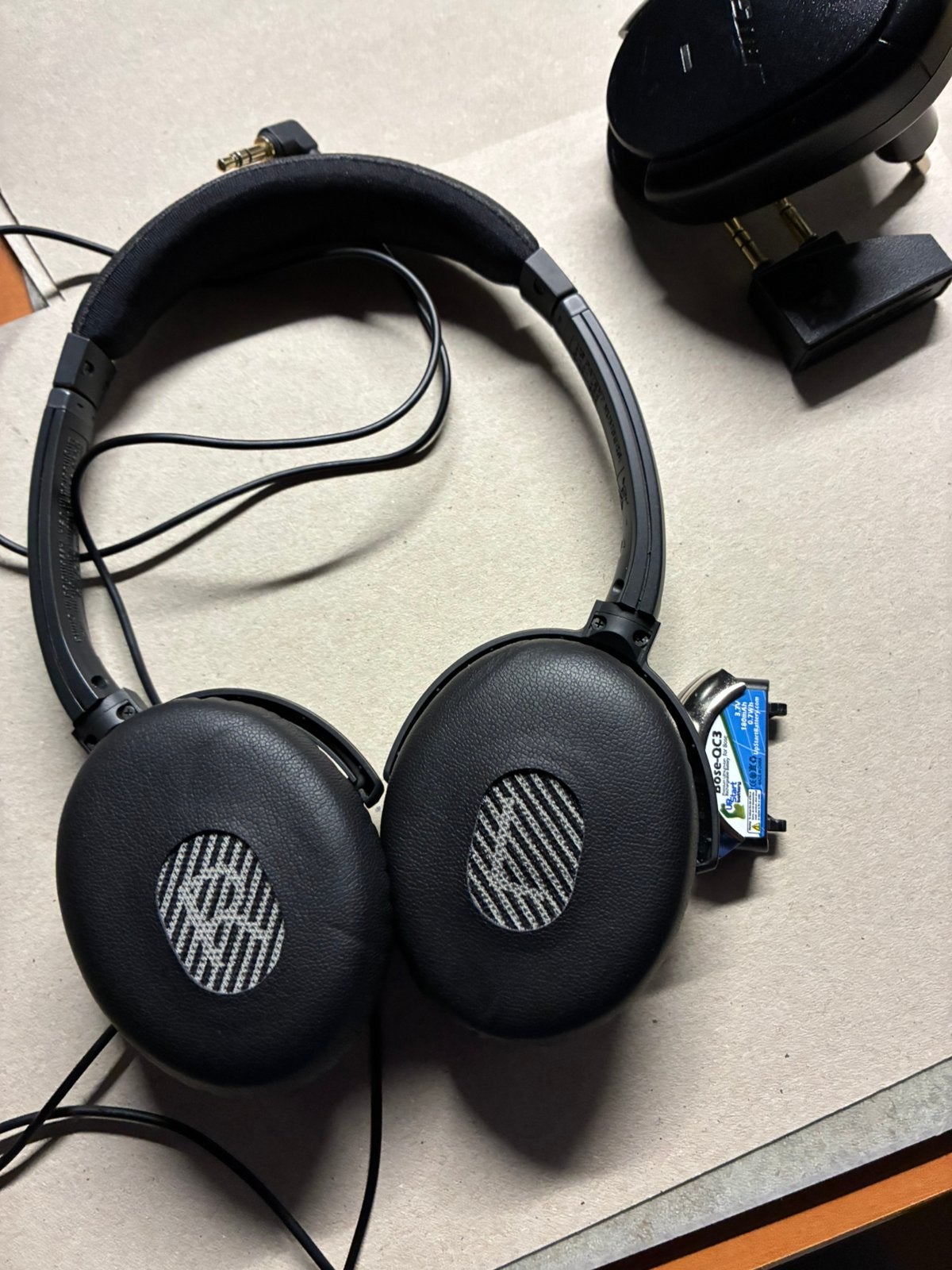 Koptelefoon van bose met oplader bose, Ophalen of Verzenden, Overige merken