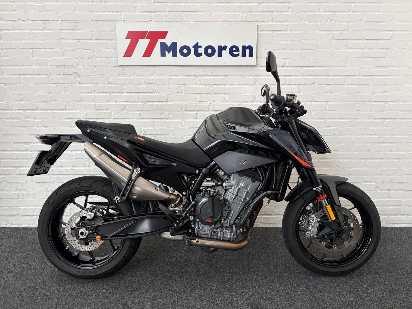KTM 890 DUKE R (bj 2022) 5,114 km, 2 cilinders, KTM, Motorrijbewijs A, Onbekend