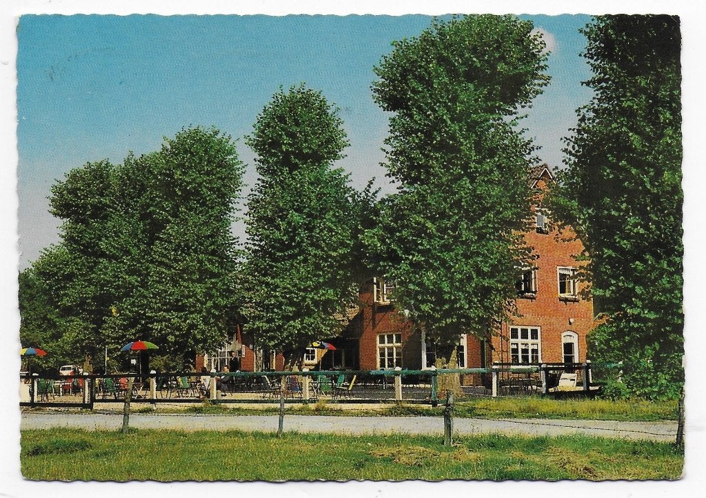 Hoenderloo Café Rest Rust een weinig Ansichtkaart (B2454, Ophalen of Verzenden, 1980 tot heden, Gelopen, Noord-Brabant