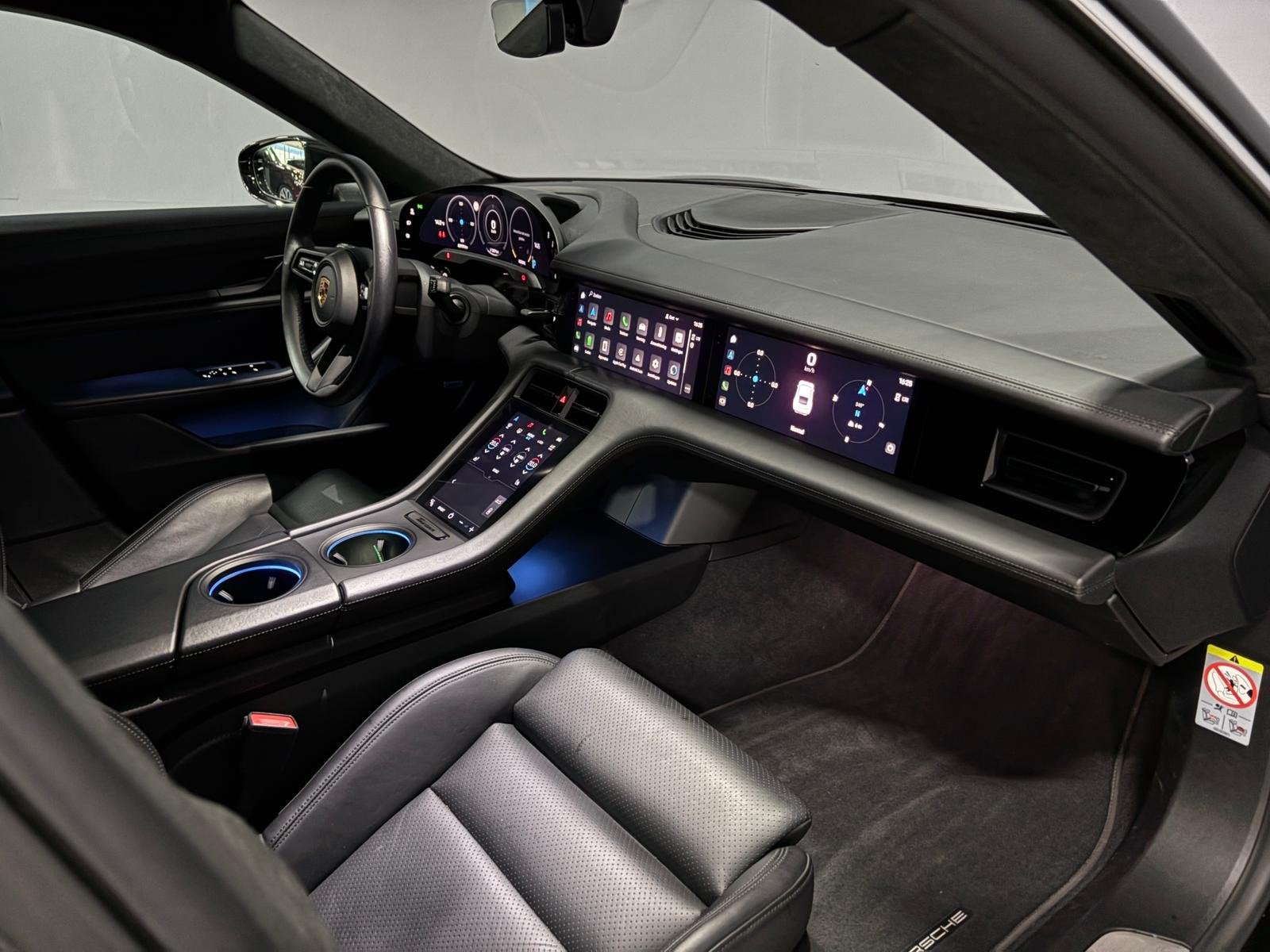 Porsche Taycan Turbo 93 kWh Pano|Bose (bj 2021, automaat), Auto's, Porsche, Automaat, Dealer onderhouden, Gebruikt, Zwart