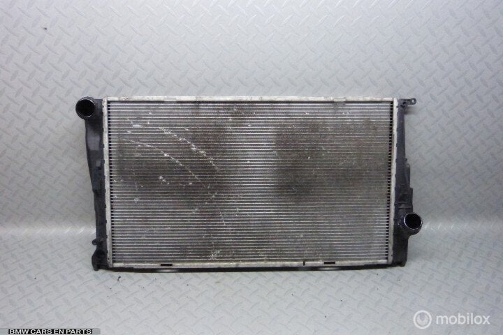 Radiateur 3 serie e90 e91 e87 diesel 2008 2.0 tm 3.5 liter, Gebruikt, Ophalen of Verzenden, BMW, BMW