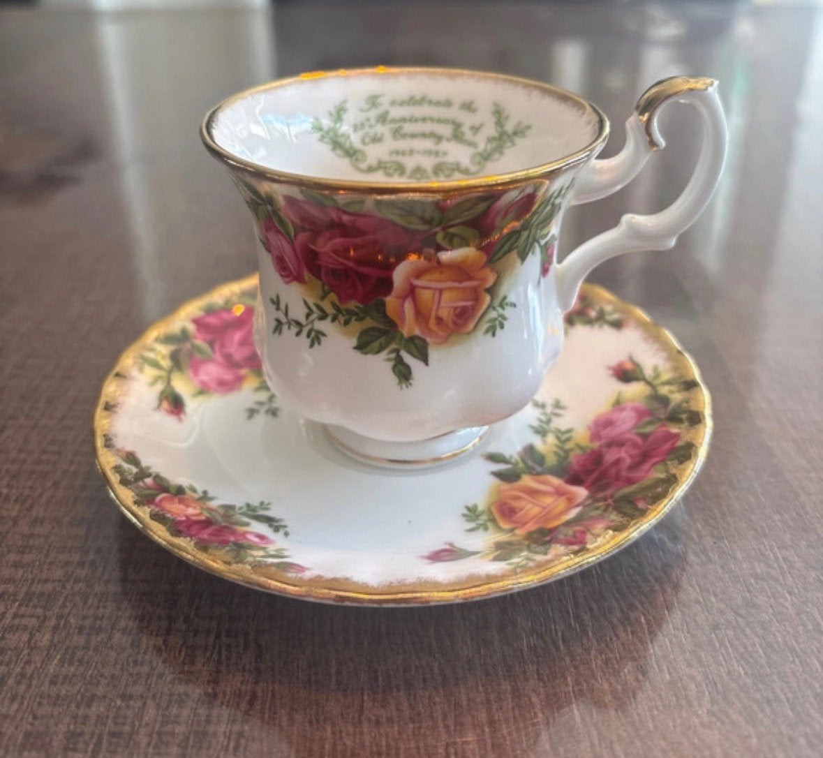 Zeldzame Royal Albert Old Country Roses kop en schotel, Verzamelen, Porselein, Kristal en Bestek, Ophalen of Verzenden, Nieuw
