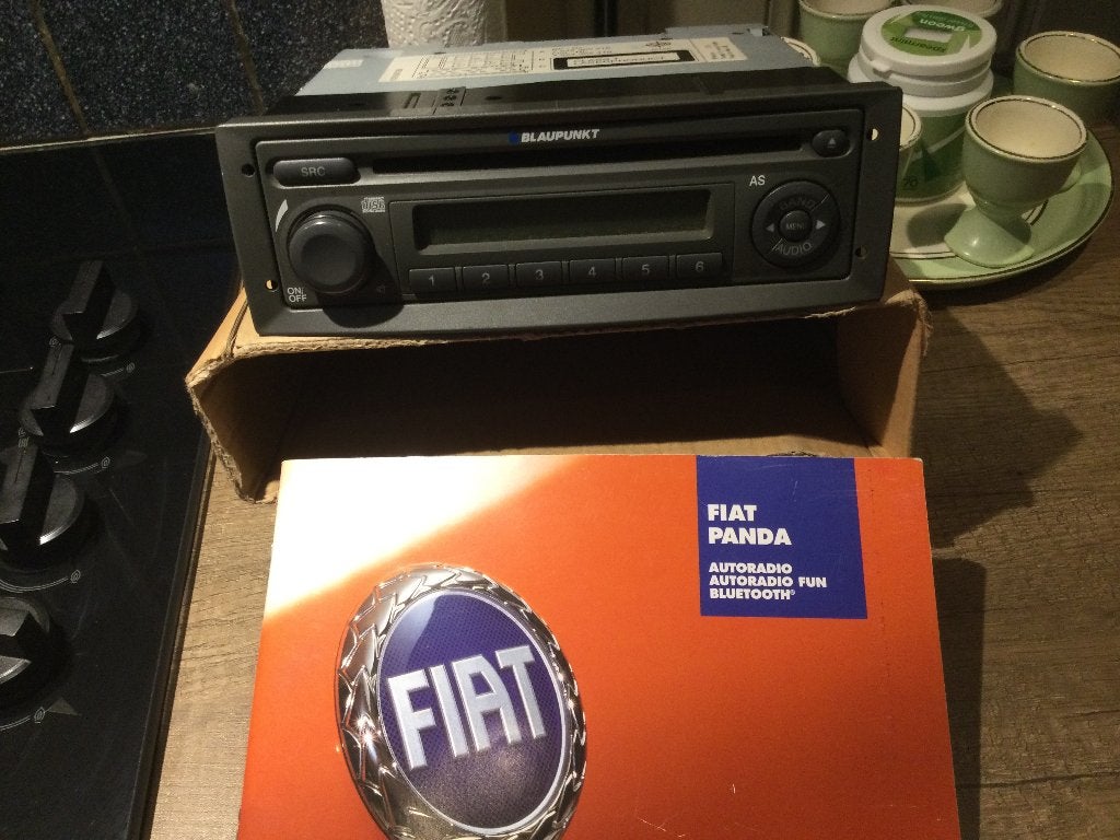 radio fiat panda, Ophalen, Zo goed als nieuw