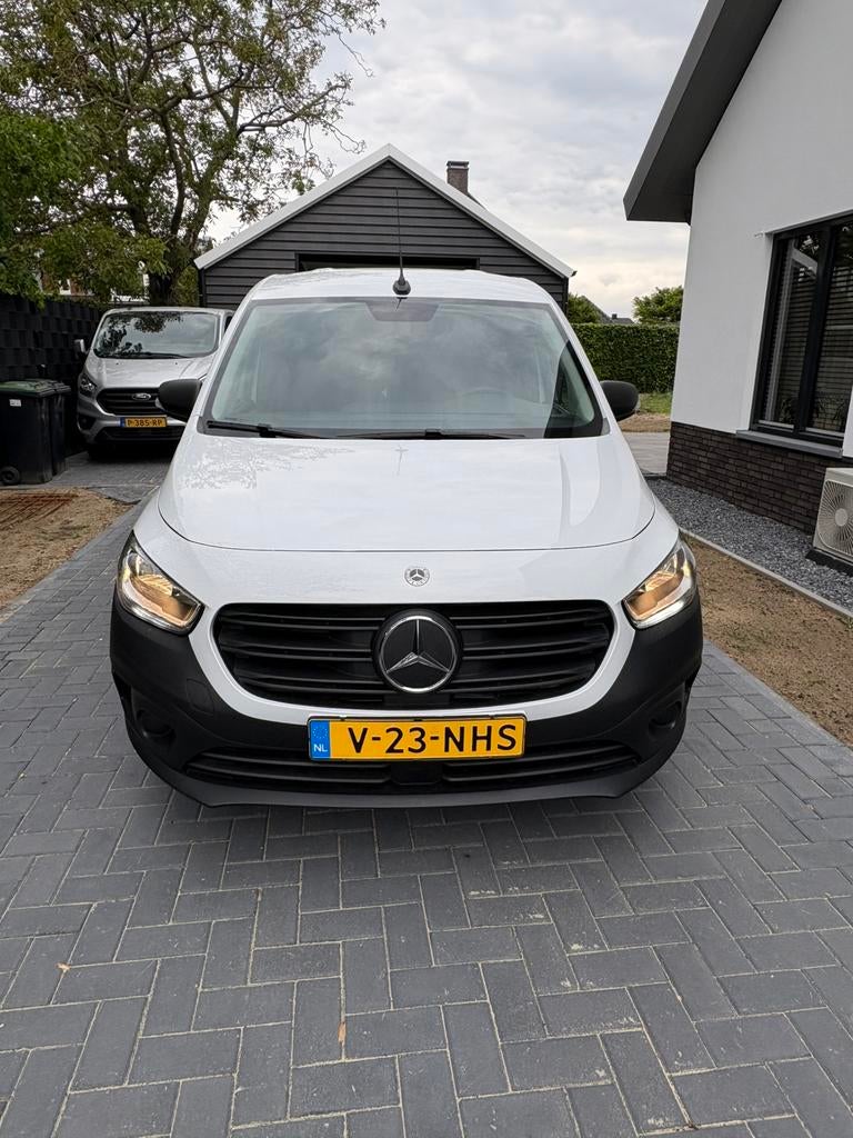 Mercedes-Benz e Citan 51kwh 122pk L1 Aut 2023, Auto's, Bestelauto's, Automaat, Zwart, Wit, Mercedes-Benz