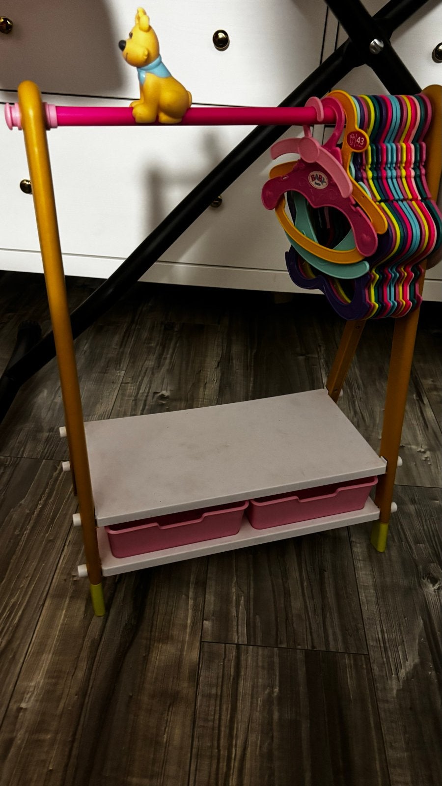 Baby Born Kledingrek met hangers en spiegel, Ophalen, Zo goed als nieuw, Babypop