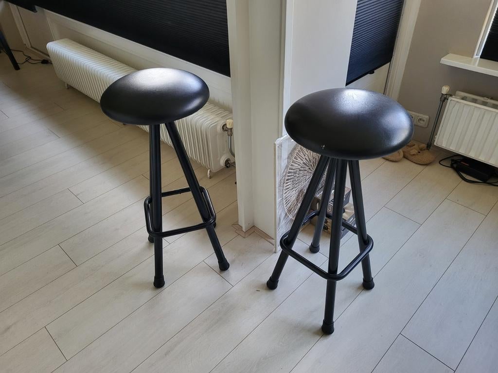 Barkrukken, 2 krukken, Ophalen, 60 tot 90 cm