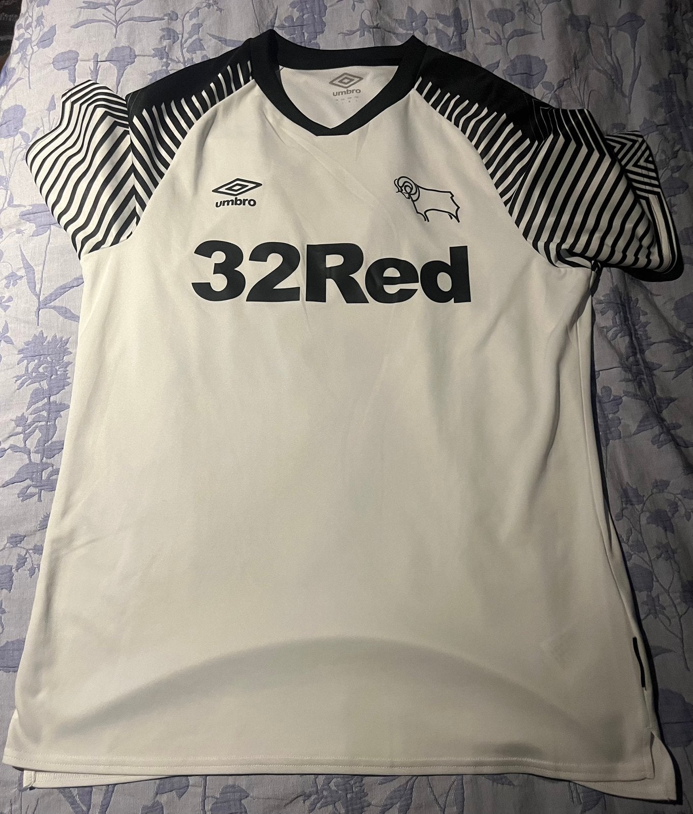 Shirt Derby County Umbro maat L, Verzenden, Zo goed als nieuw