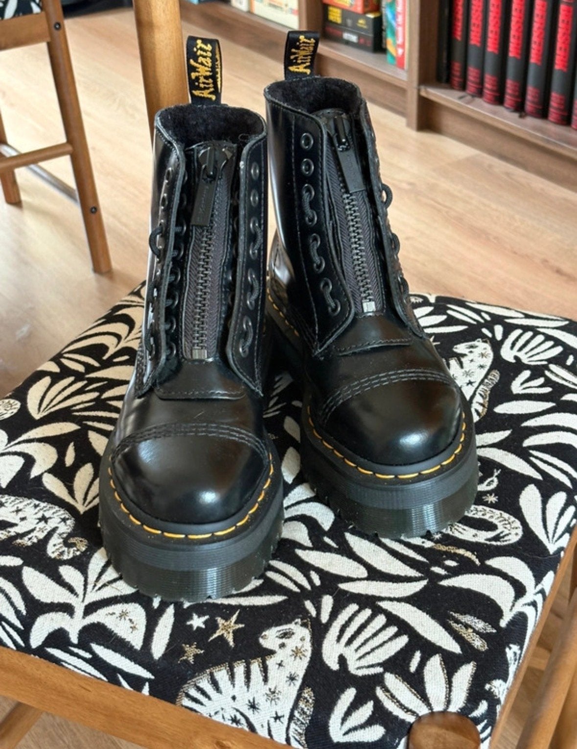 Dr. Martens Sinclair FL Platform Boots Maat 37, Kleding | Dames, Zwart, Lage of Enkellaarzen, Ophalen of Verzenden, Zo goed als nieuw