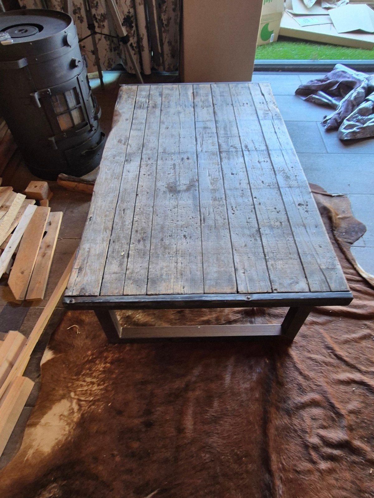 industriële salontafel, Ophalen