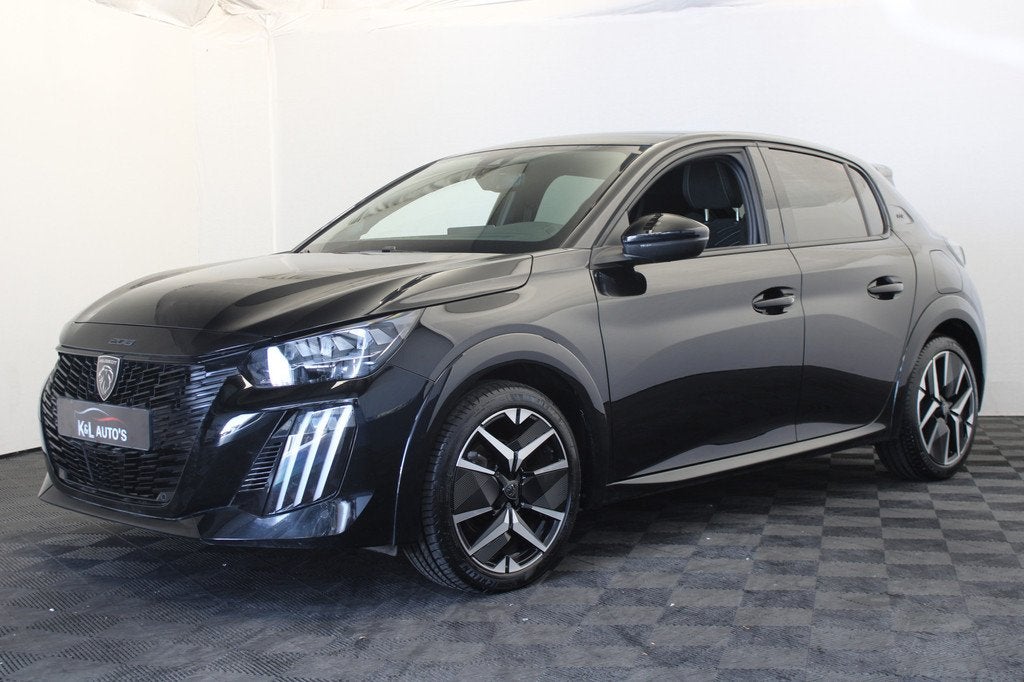 Peugeot 208 Hybrid 100 e-DCS6 GT |Massage|Stoelverw.|, 1195 kg, Gebruikt, 1199 cc, Zwart