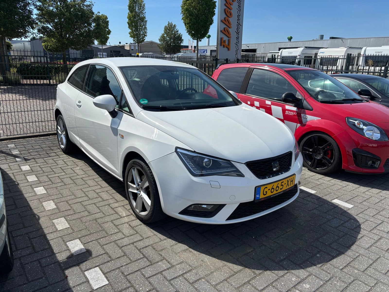 Seat Ibiza 1.4 63KW 3DRS 2013 Wit 143500km, Auto's, Seat, Voorwielaandrijving, 40 €/maand, 4 cilinders, Bedrijf