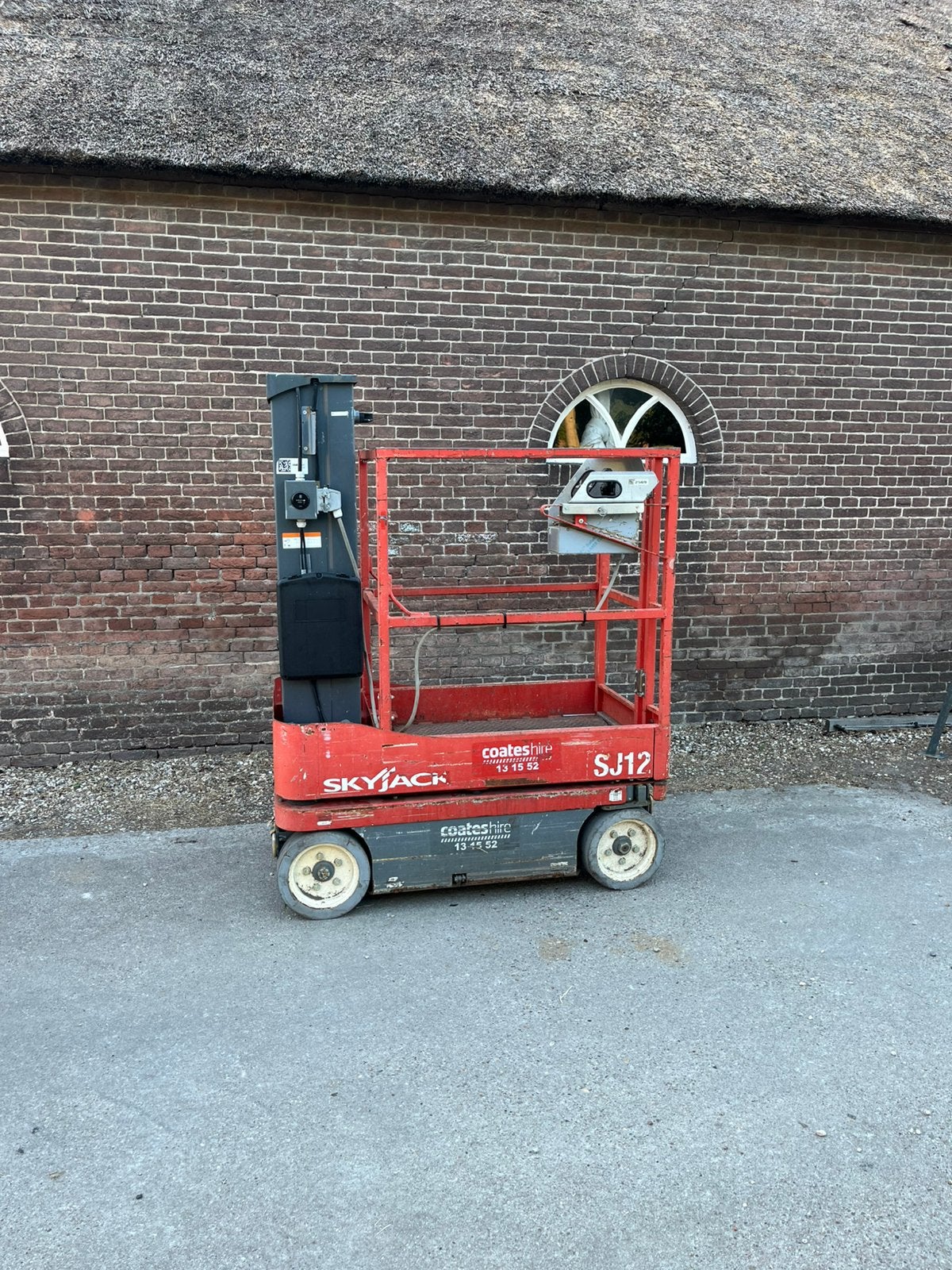Foto 2 van Hoogwerker Skyjack sj12 speedy 4m werkhoogte netjes✅