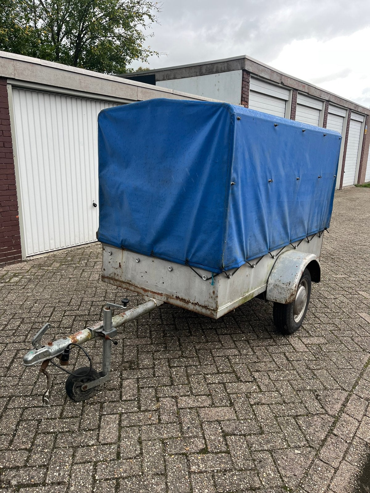 Aanhanger met huif, Auto-onderdelen, Ophalen