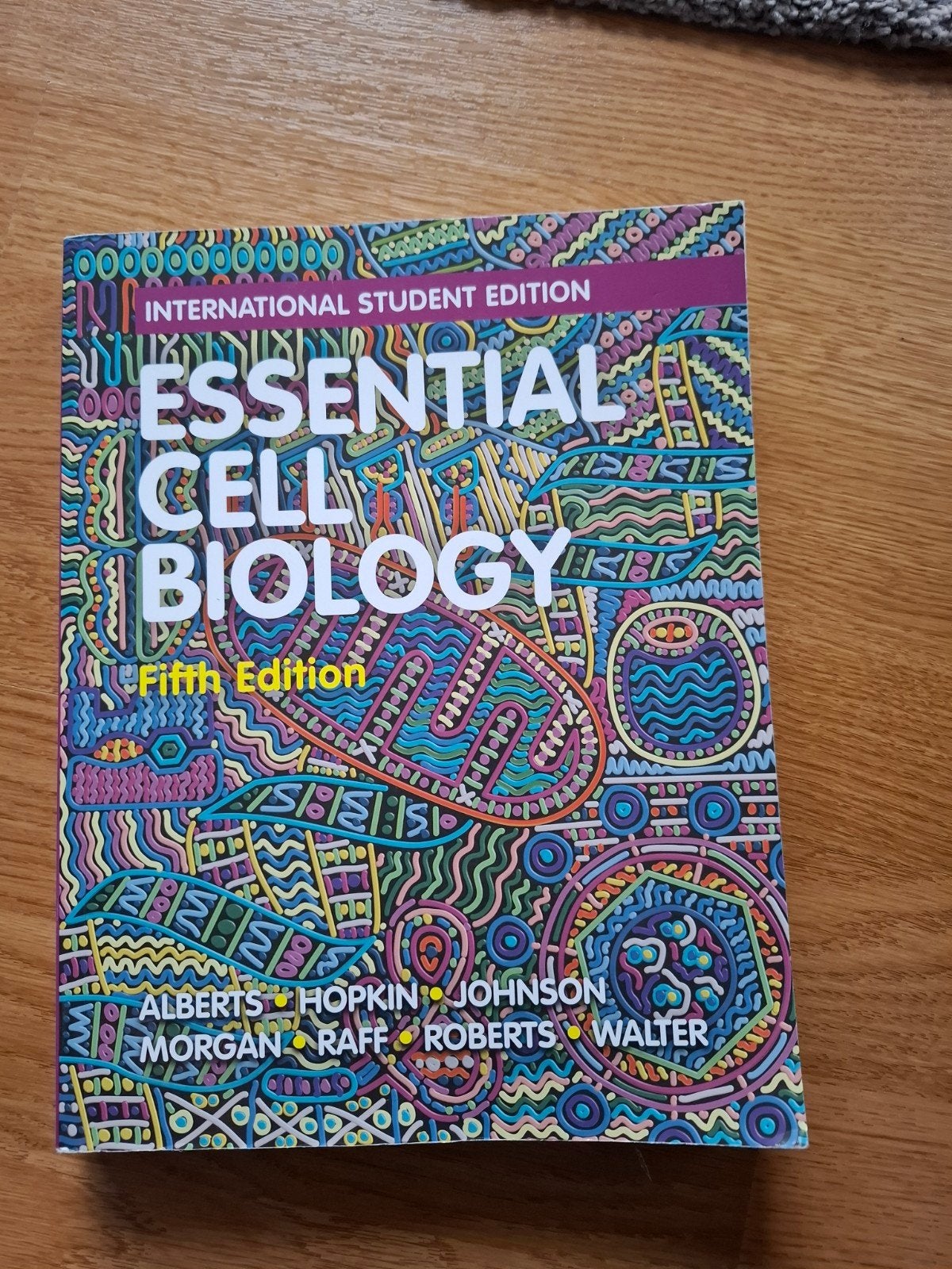 Essential Cell Biology 5th Edition ISBN 9780393679533, Boeken, Ophalen of Verzenden, Zo goed als nieuw, Natuurwetenschap