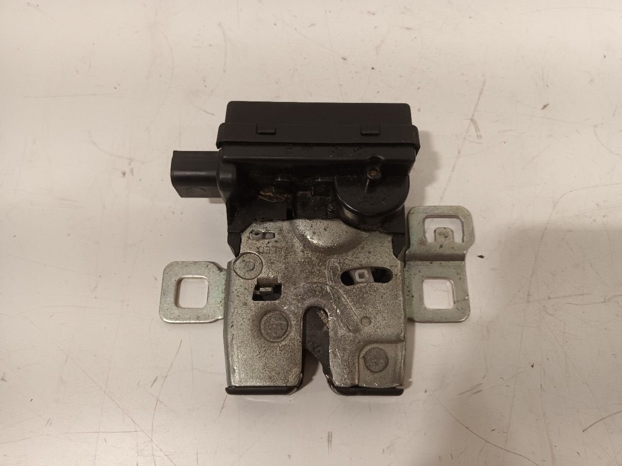 Slot mechaniek kofferdeksel achterklep elektrisch Mini Mini, Onderdelen@venauto.nl, Van der Ven Autorecycling B.V., Gebruikt, Ettenseweg 76, 4706 PB Roosendaal, The Netherlands