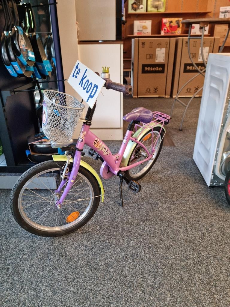 K3 kinderfiets - Roze/Paars met mandje, Fietsen en Brommers, Ophalen, Terugtraprem, K3, 16 tot 20 inch