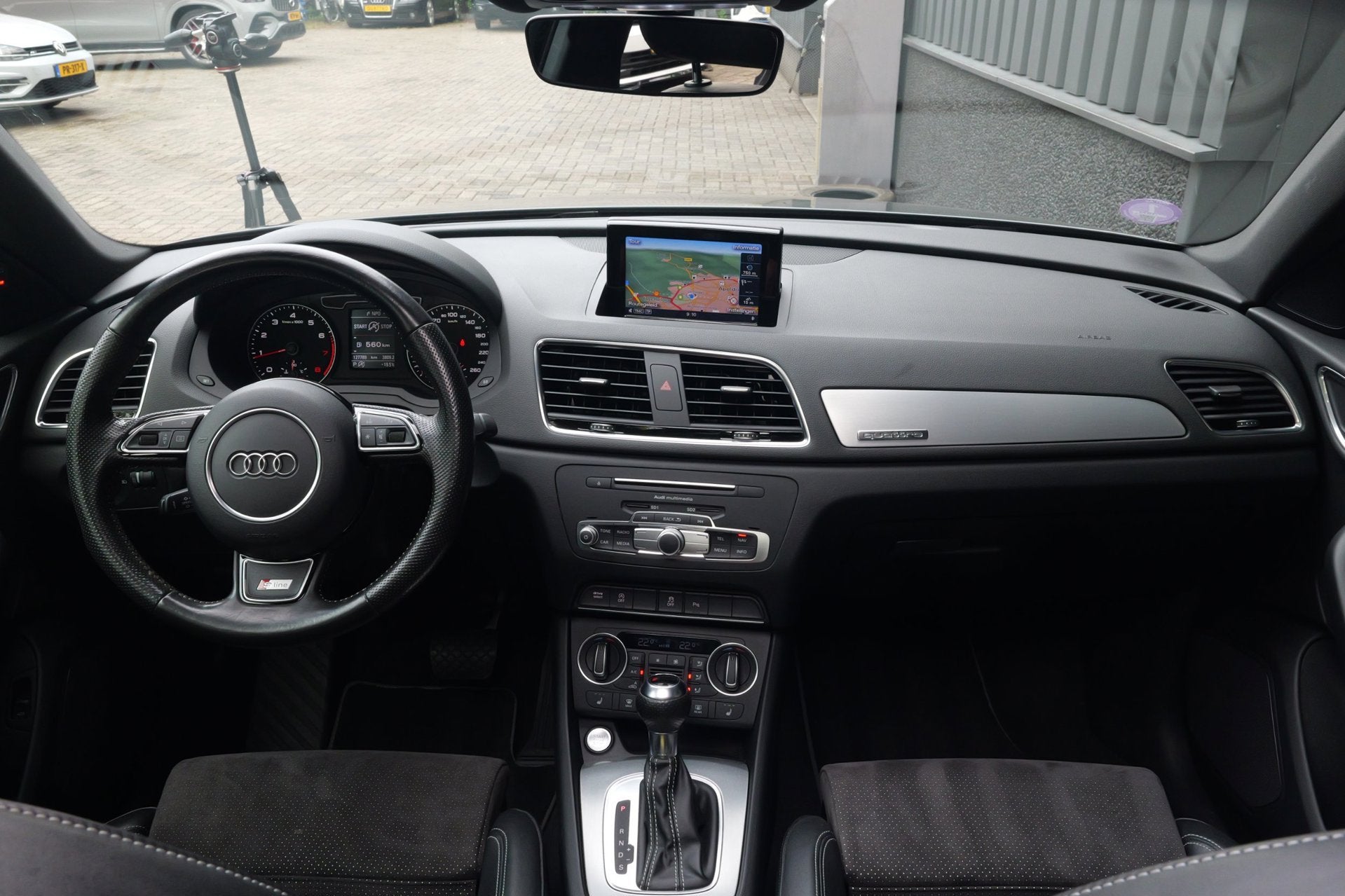 Audi Q3 2.0 TFSI quattro Pro Line Plus 3x S-Line|AUT|Pano|St, Auto's, Automaat, Euro 6, 4 cilinders, 14 km/l