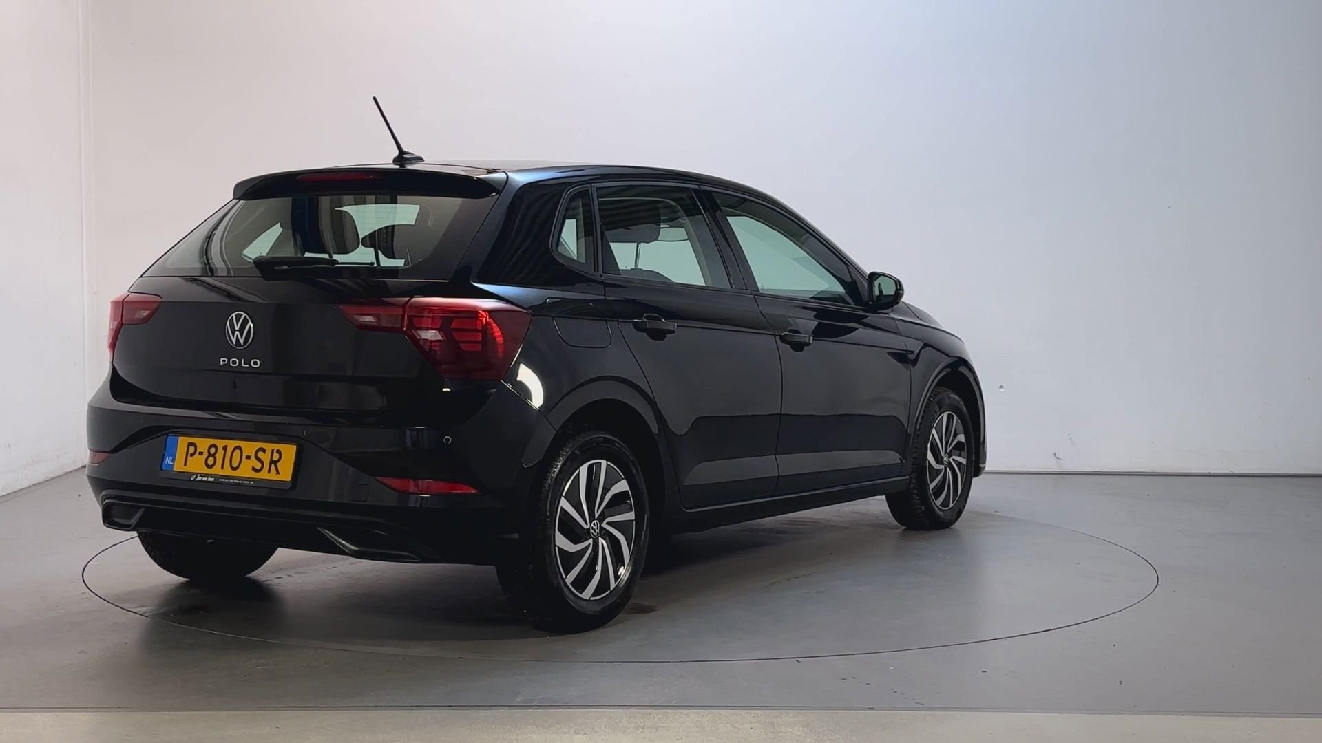 Volkswagen Polo 1.0 TSI Life Business Camera Stoelverwarming, Voorwielaandrijving, Dealer onderhouden, Stof, Gebruikt