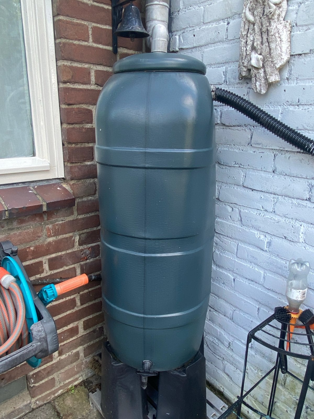 Harcostar - Regenton Rainsaver - Antraciet 100 L + Voet, Tuin en Terras, Regentonnen, Ophalen, Kunststof, Gebruikt, Met kraantje