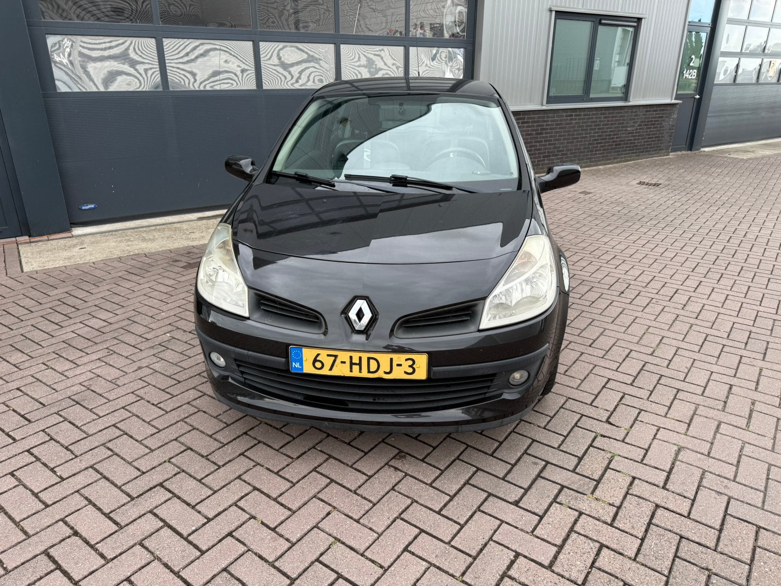 Renault Clio 1.2 16V 55KW 3-DRS 2008 Zwart airco, Voorwielaandrijving, 535 kg, 74 pk, 4 cilinders