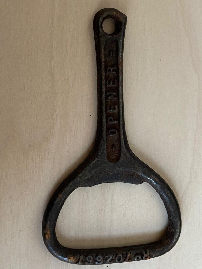 Antieke Melkfles Opener Dacro, Ophalen of Verzenden