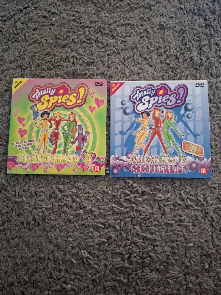 Totally Spies!  2 DVD's, Avontuur, Gebruikt, Alle leeftijden, Ophalen of Verzenden