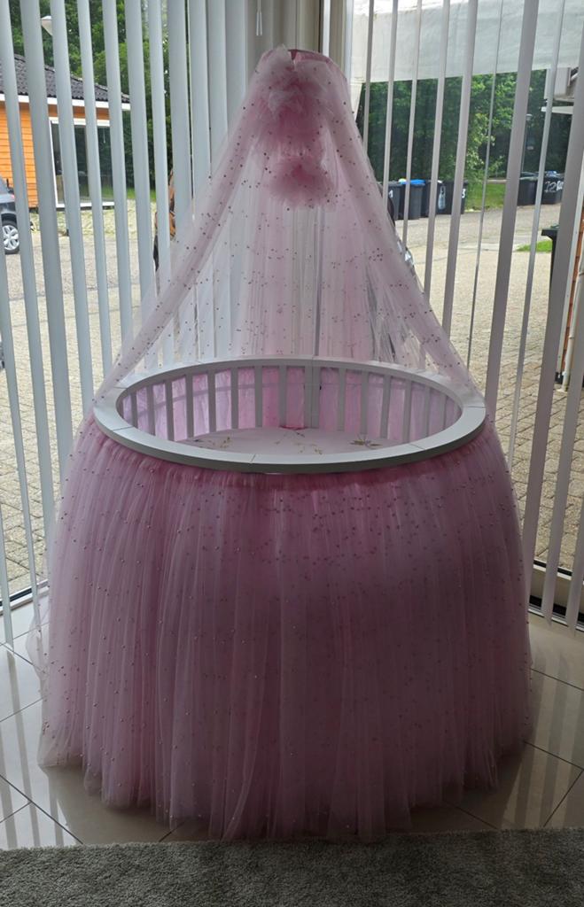 Splinternieuw Babybed wieg meisje roos, Ophalen of Verzenden