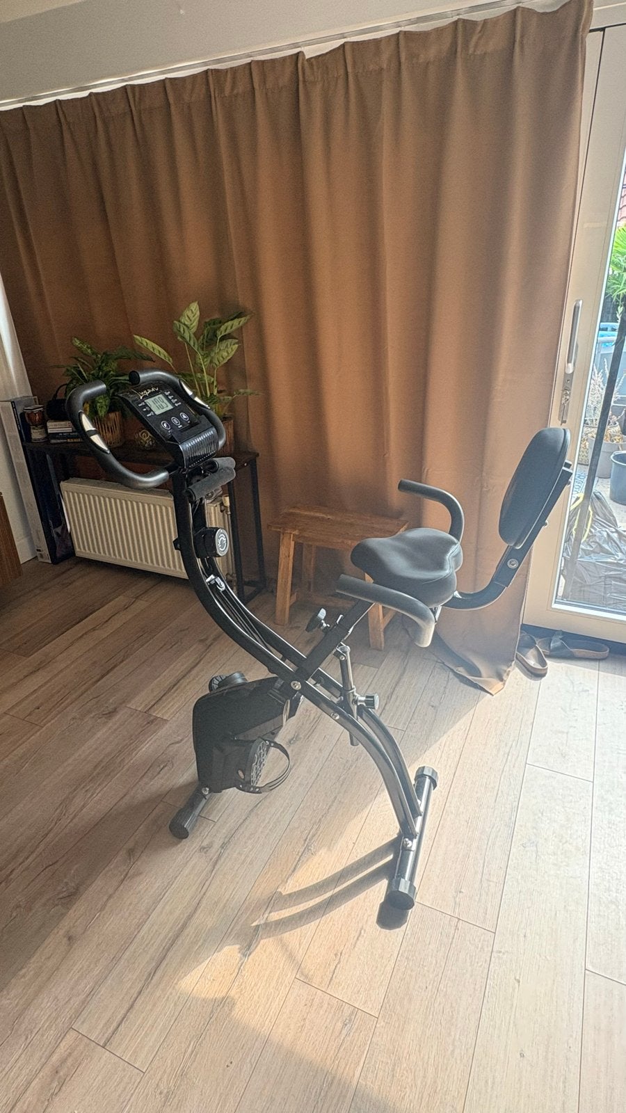 Luxari Hometrainer - Opvouwbaar en Compact, Ophalen, Gebruikt, Metaal, Benen