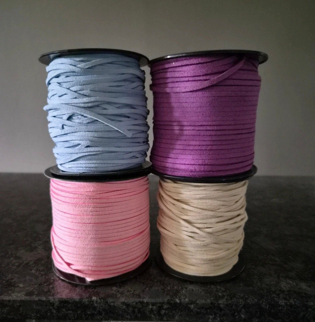 Suede koord 3mm doorsnede voor sieraden en knutselprojecten, Textiel, Nieuw, Meerkleurig, Ophalen of Verzenden