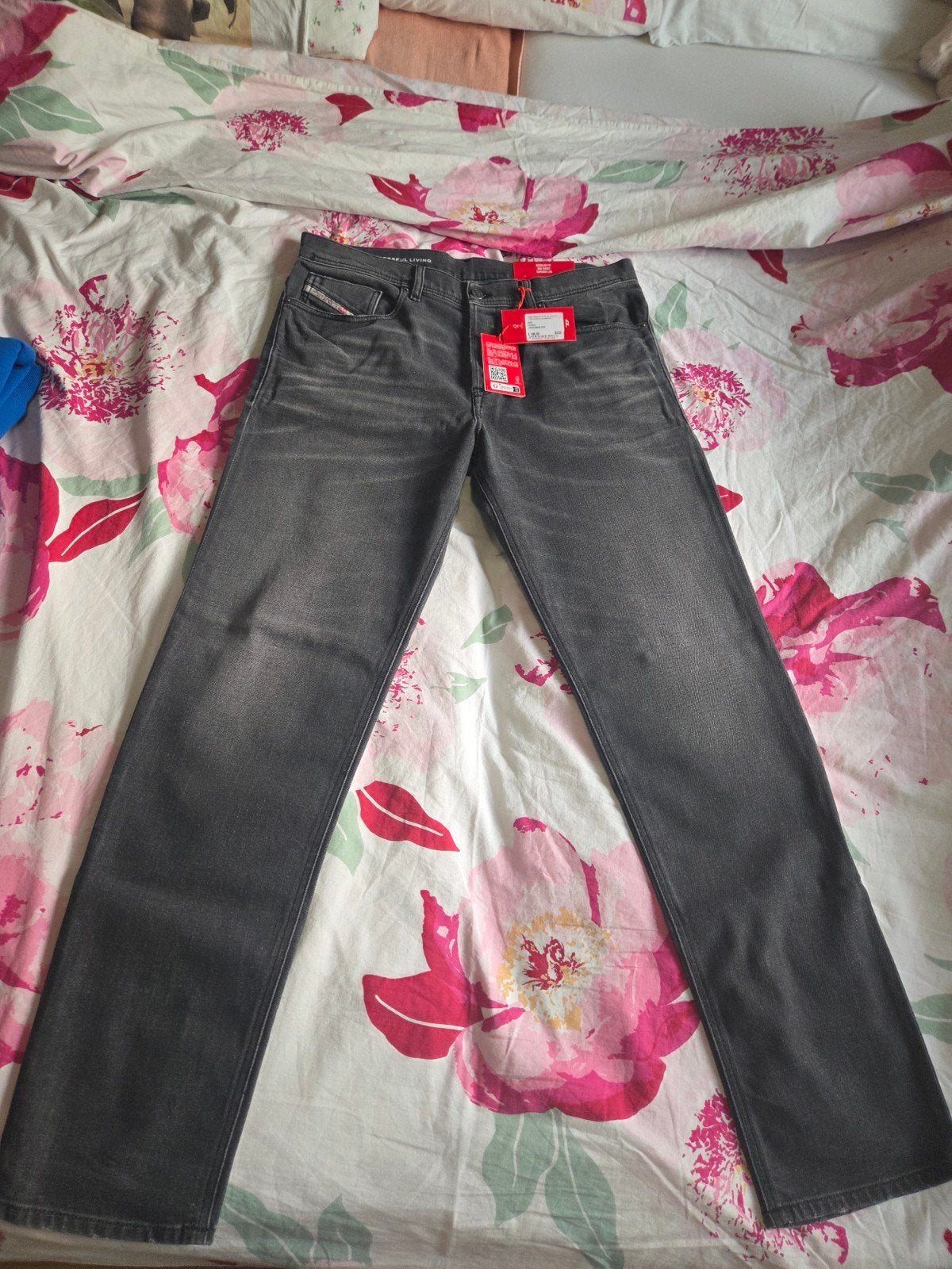 Zwarte/donkergrijze Diesel 2023 D-finitive jeans, W33-L32, Kleding | Heren, Spijkerbroeken en Jeans, Diesel, Zwart, Nieuw, Ophalen of Verzenden