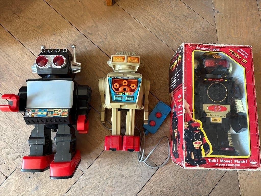 2 oude robots, Ophalen of Verzenden, Gebruikt