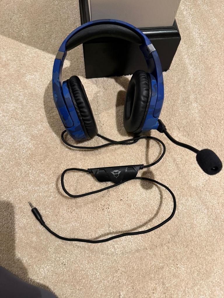 Te koop headset PlayStation, Ophalen of Verzenden, Gaming headset, Zo goed als nieuw