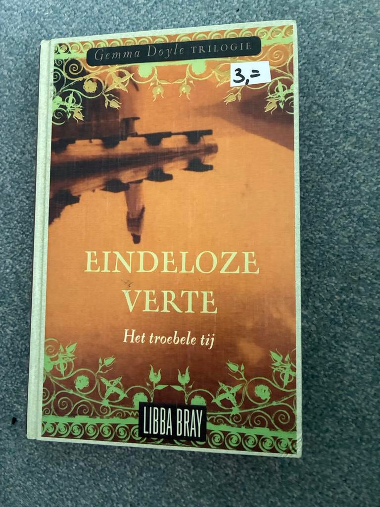 Eindeloze Verte: Het troebele tij - Libba Bray, Ophalen of Verzenden, Gelezen