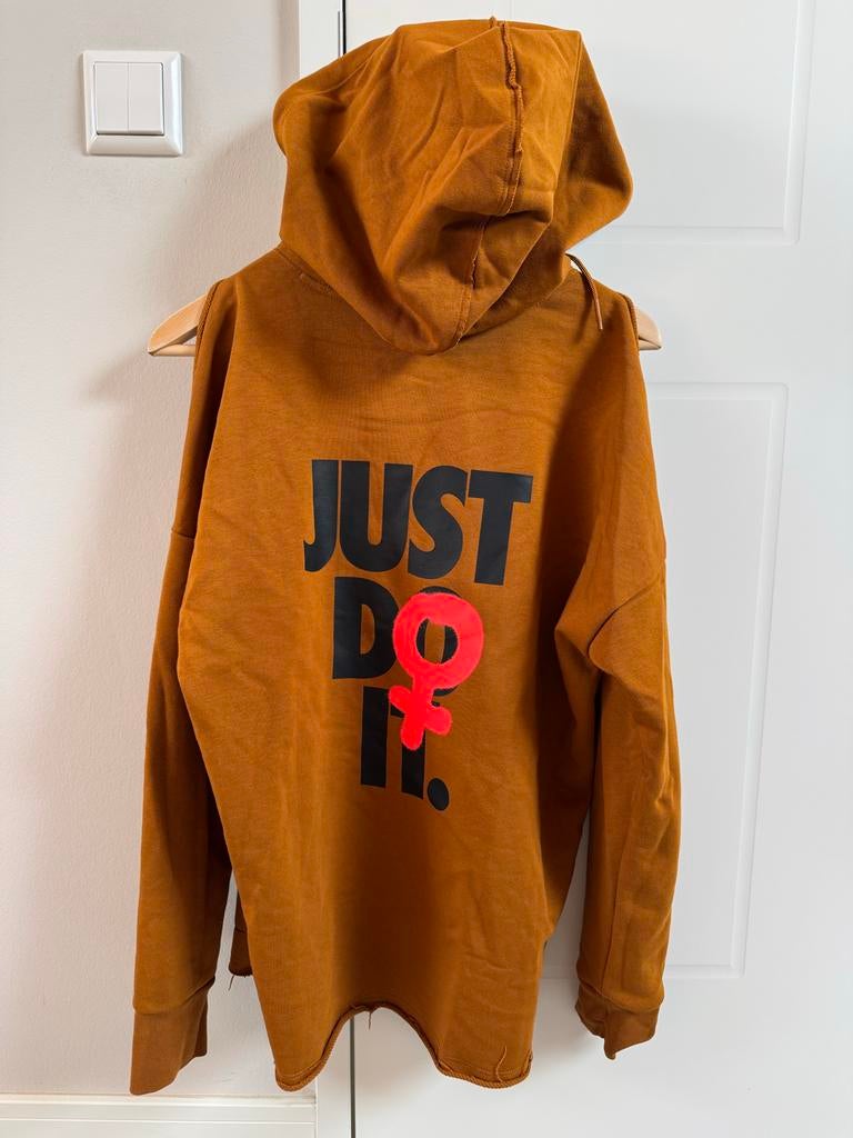 Nike trui met open schouders maat S, Ophalen of Verzenden, Nieuw, Maat 36 (S), Bruin