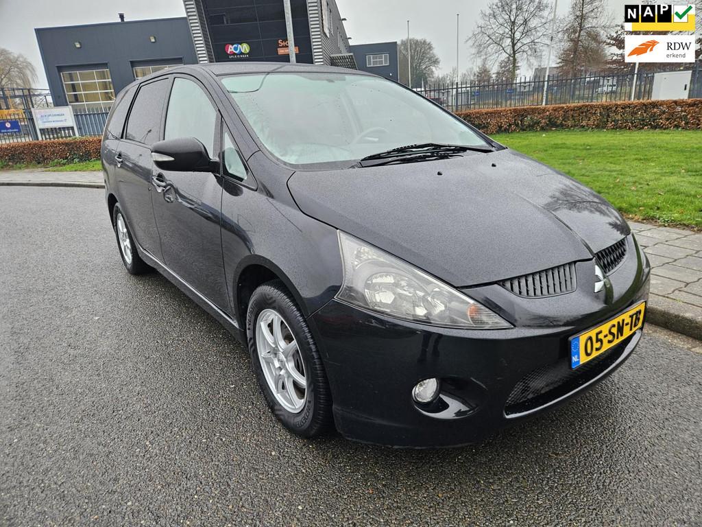 Mitsubishi Grandis 2.4-16V Intense automaat 7 persoons, 7 stoelen, Zwart, Bedrijf, 93 €/maand