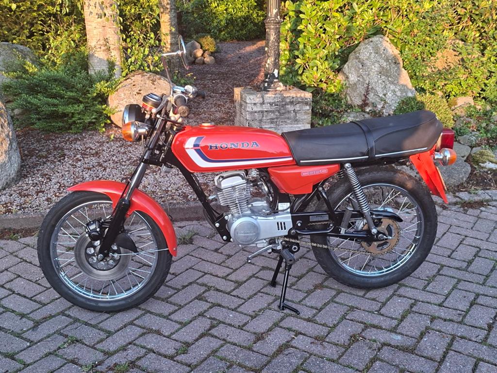 Brommers, honda cb50, Fietsen en Brommers, Ophalen, 50 cc, Overige merken