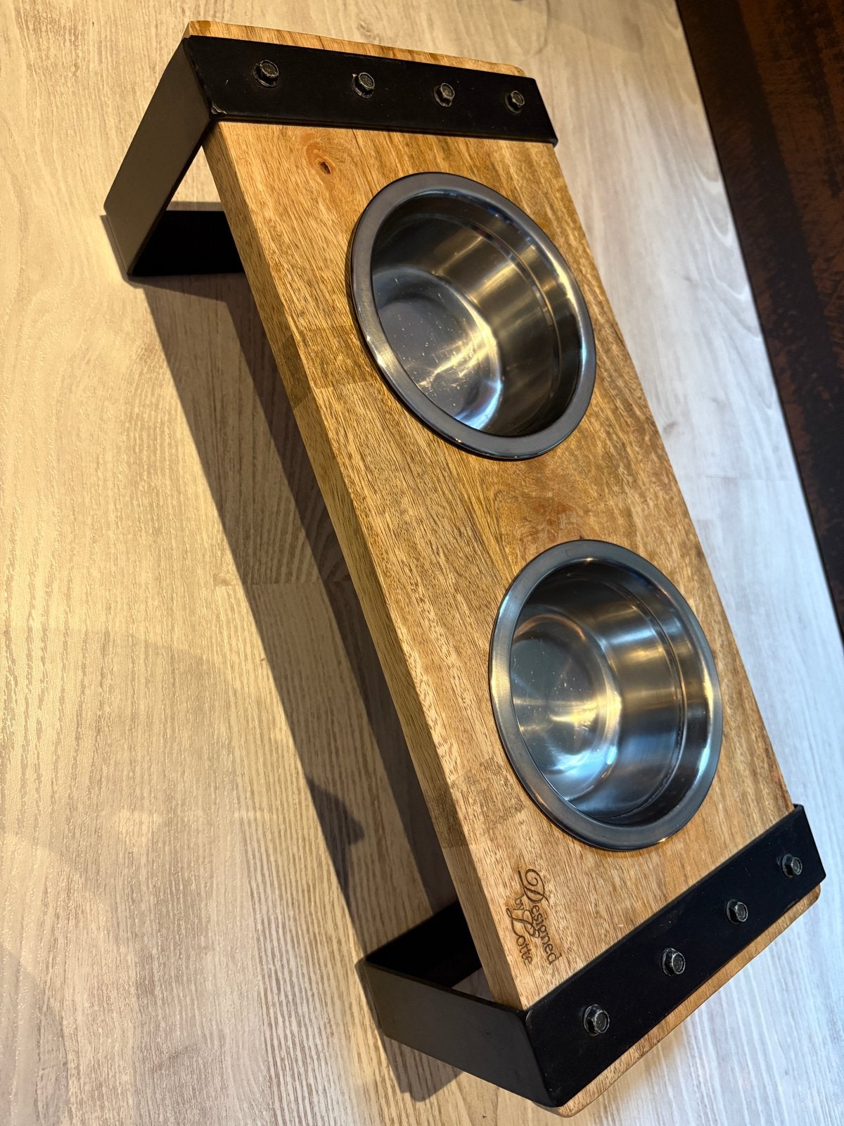 Designed By Lotte Dinerset Hout Karinto Bruin  44x19x15 cm, Ophalen of Verzenden, Zo goed als nieuw
