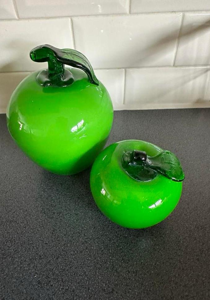 2x decoratieve glazen appels, Ophalen