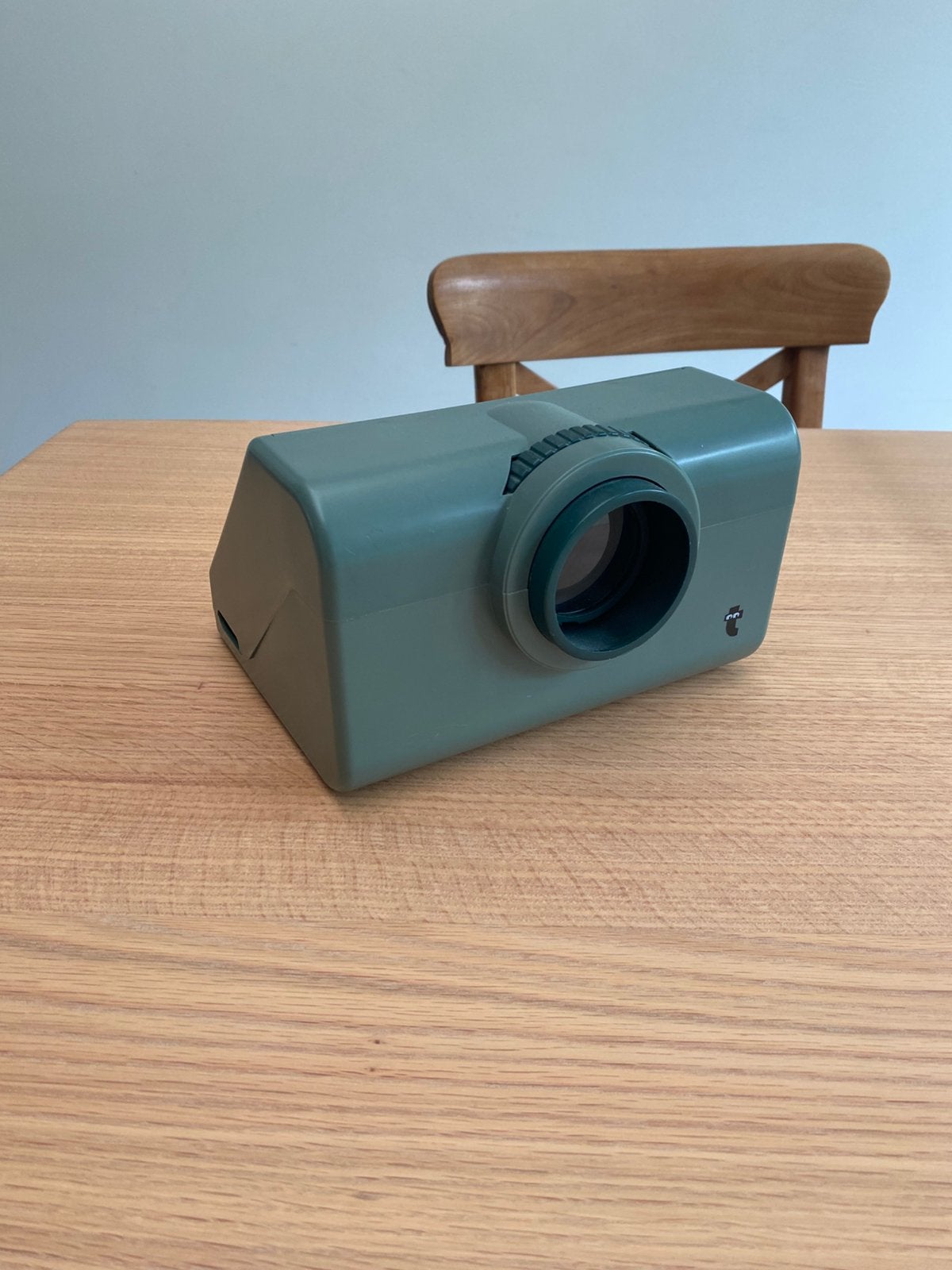 Smartphone projector Flying Tiger, Ophalen of Verzenden, Zo goed als nieuw, LED