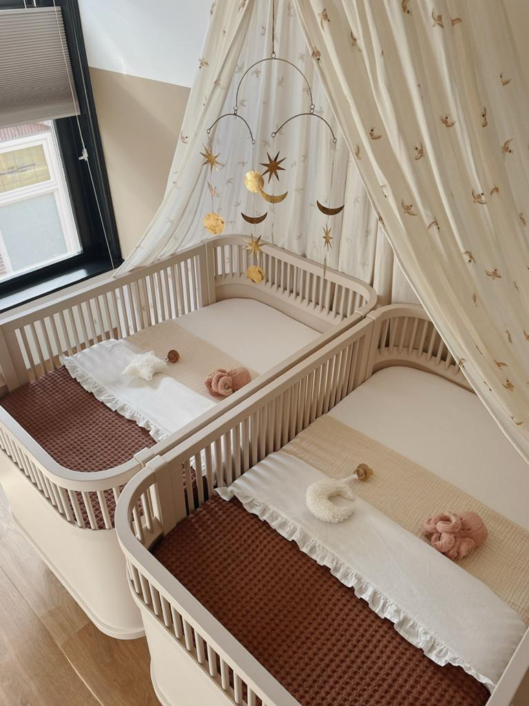 Sebra meegroeibed beige (prijs per stuk), Ophalen, Zo goed als nieuw, Ledikant