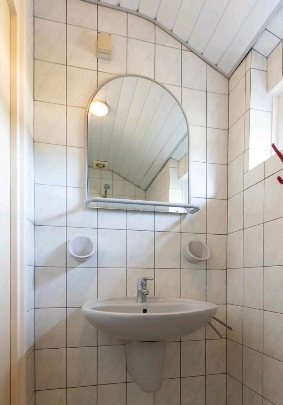 Spiegel met glazen plankje, Huis en Inrichting, Woonaccessoires | Spiegels, Ophalen, Gebruikt, Overige vormen